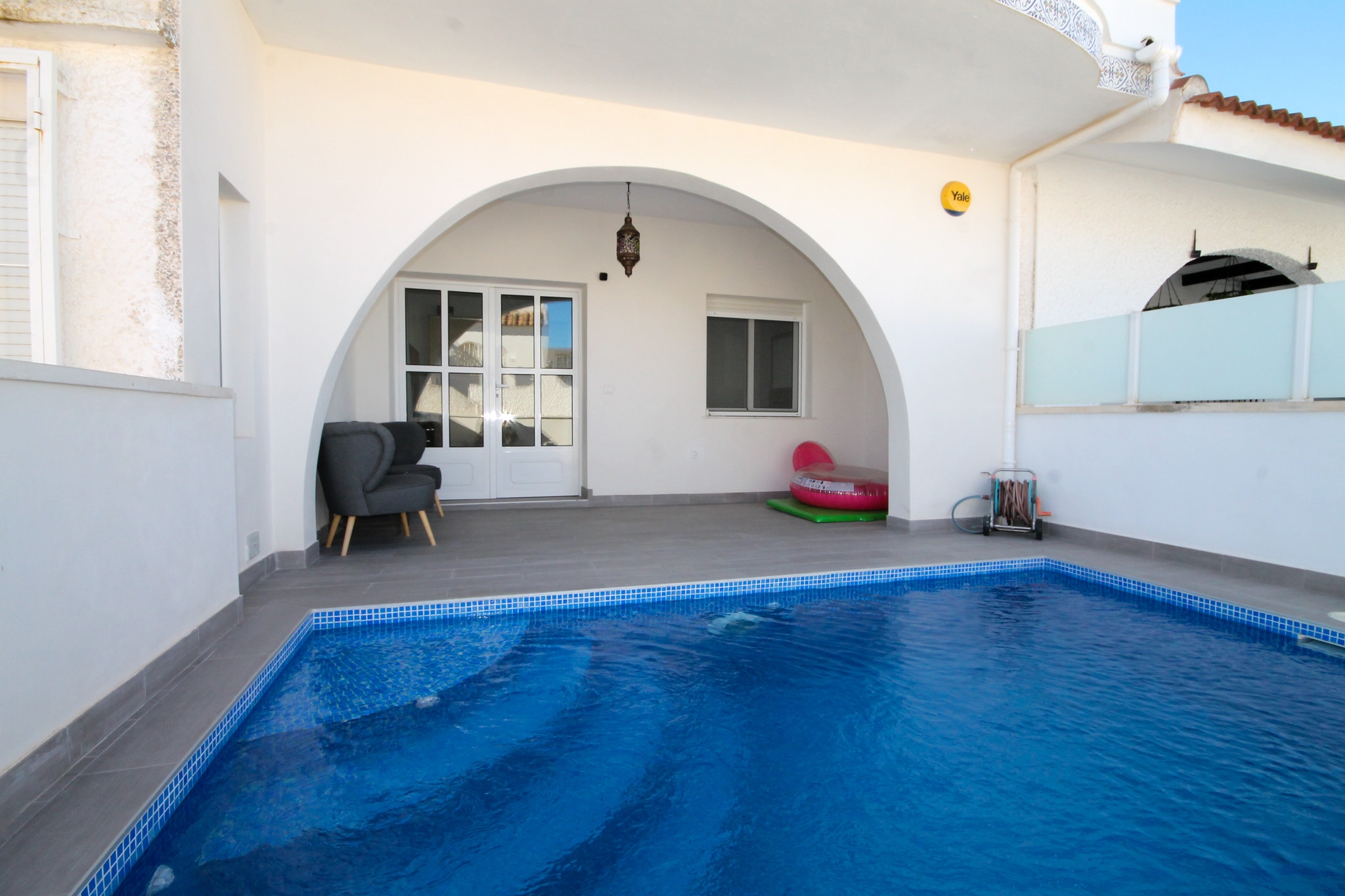 Renovated 3 Bed house with pool and stunning views