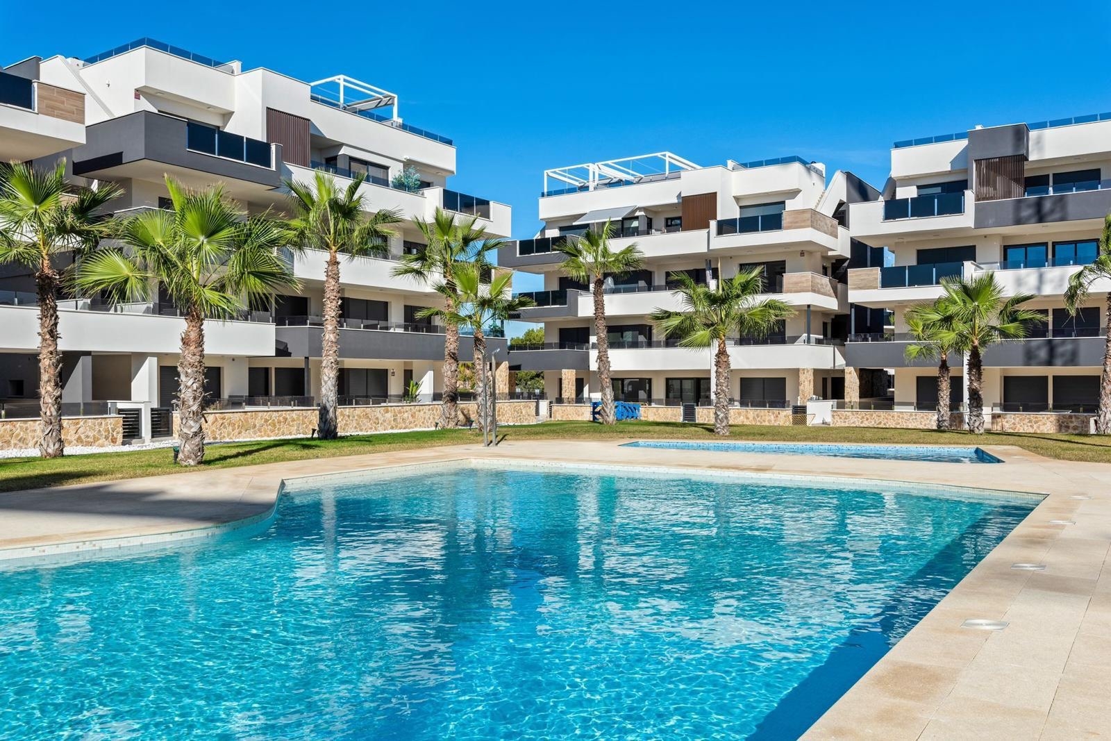 2 Bedroom 2 Bathroom Apartment in Orihuela Costa