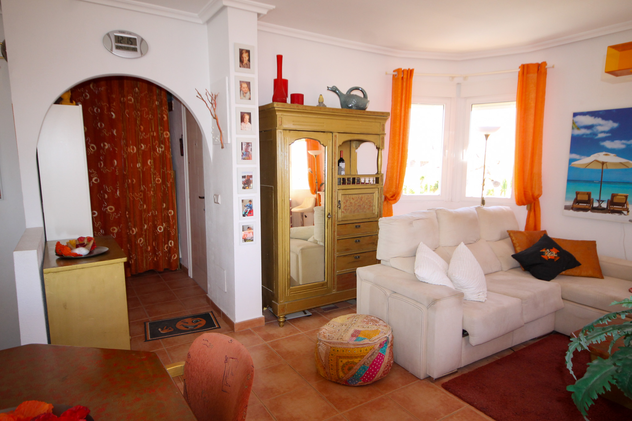 For Sale - Four Bed villa on large plot with heated pool -  - Alicante