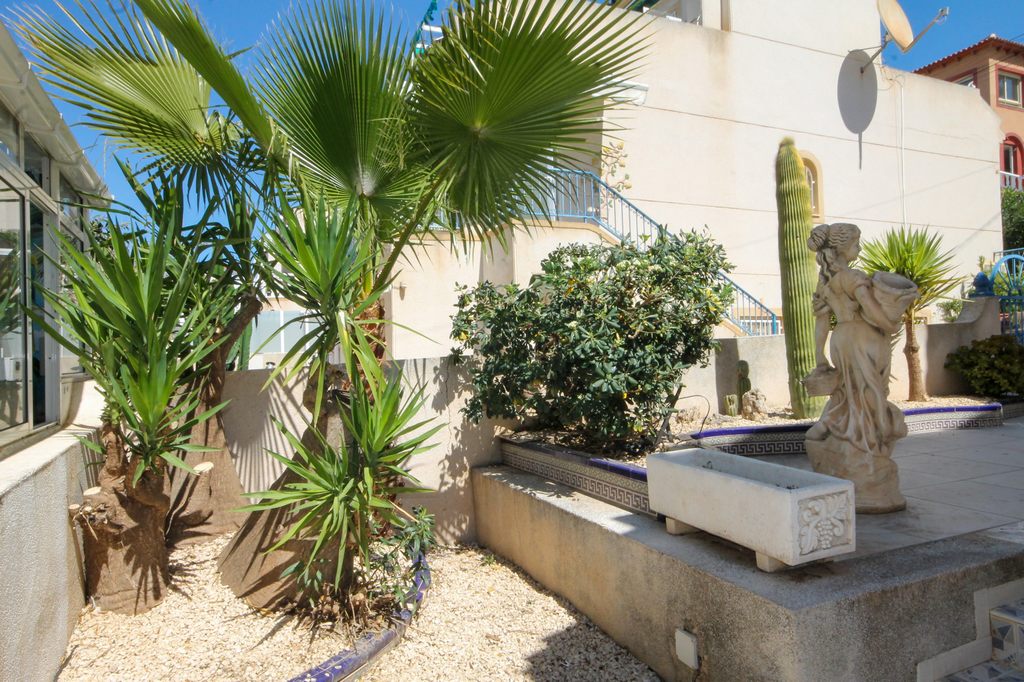 For Sale - Detached villa with 2 beds, 3 baths and basement -  - 