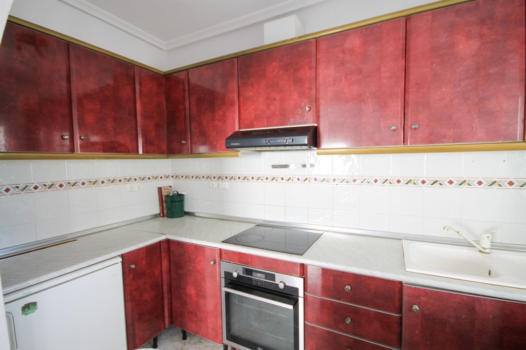 For Sale - Detached villa with 2 beds, 3 baths and basement -  - 