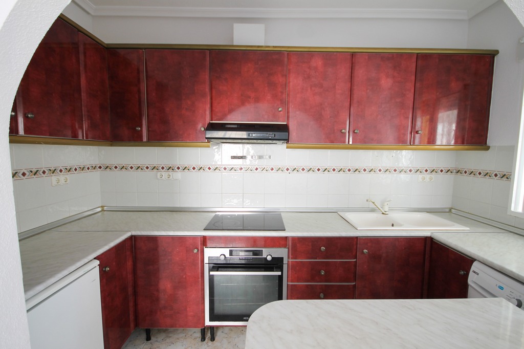 For Sale - Detached villa with 2 beds, 3 baths and basement -  - 