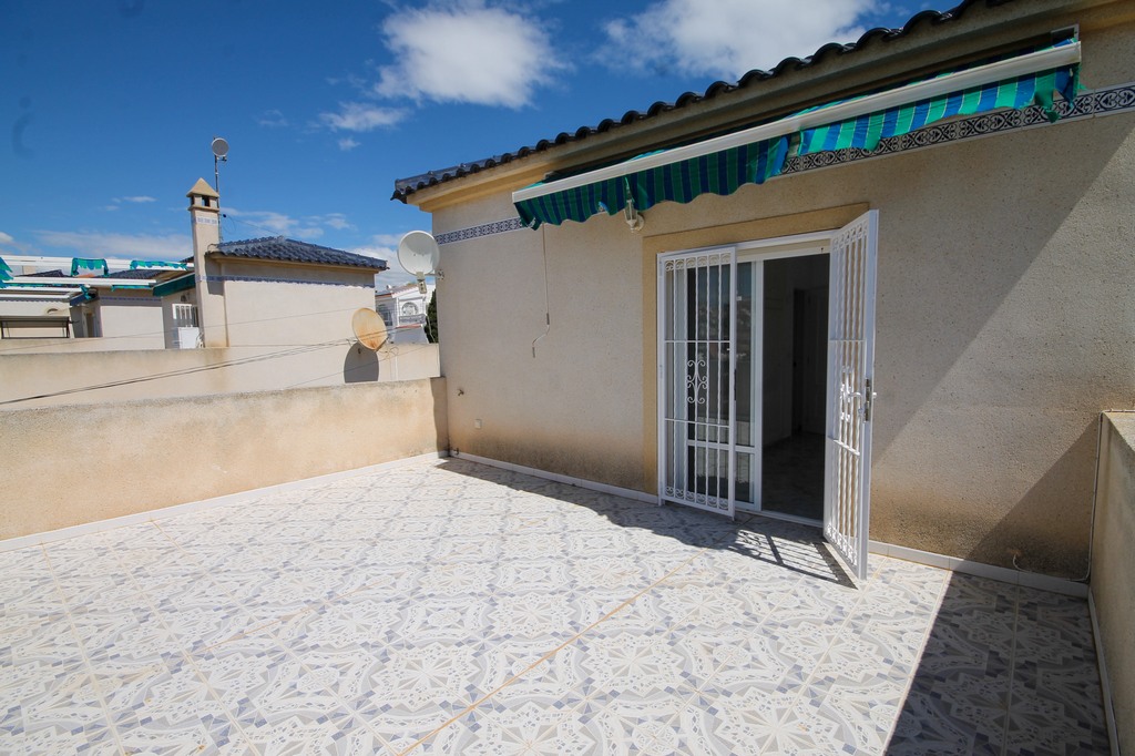 For Sale - Detached villa with 2 beds, 3 baths and basement -  - 