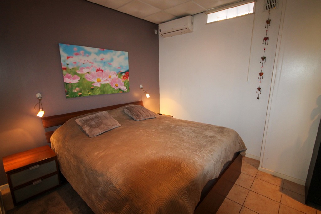 For Sale - Fabulous 4 bed house overlooking the pool -  - Alicante