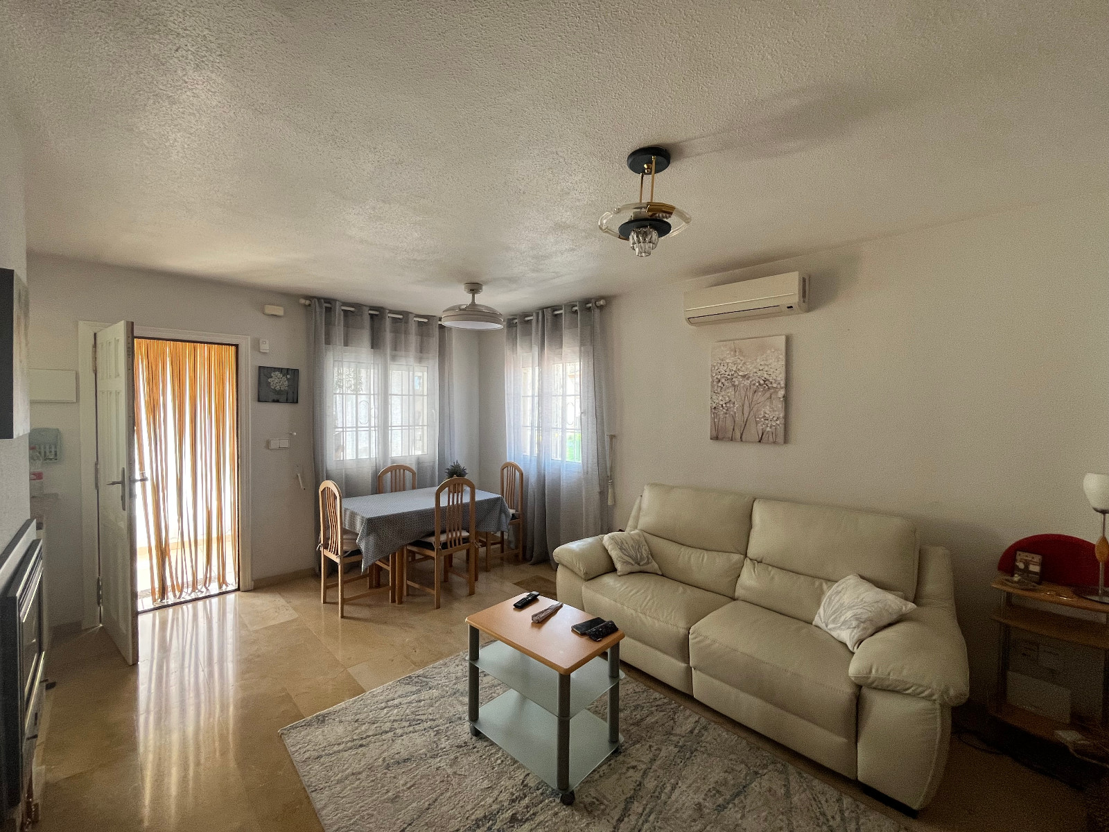 For Sale - 3 Bedroom 2 Bathroom Quad House in Playa Flamenca - Jumilla  - Alicante