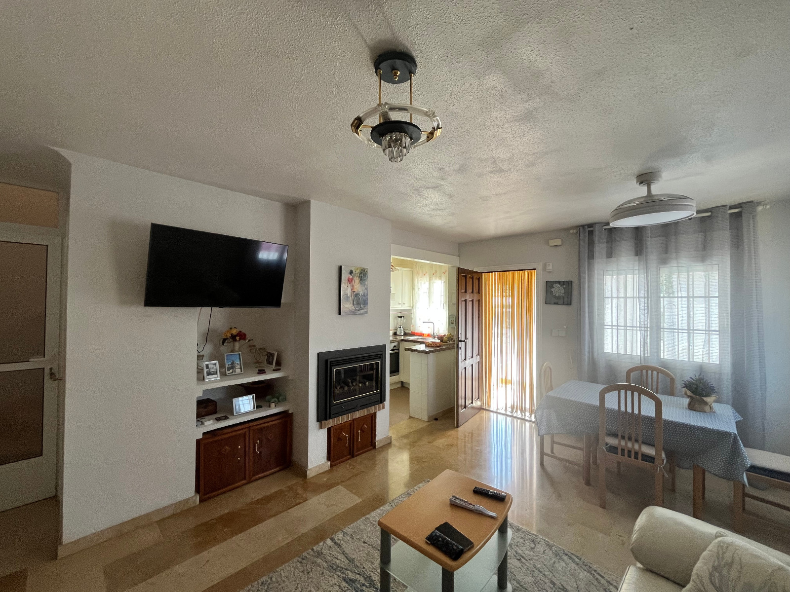 For Sale - 3 Bedroom 2 Bathroom Quad House in Playa Flamenca - Jumilla  - Alicante