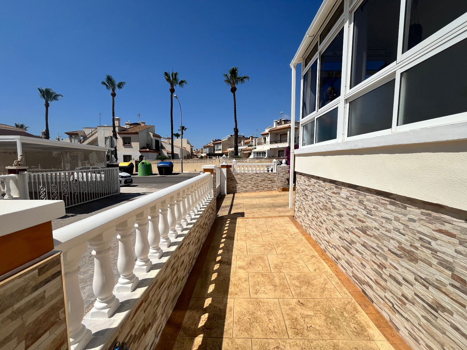 For Sale - 3 Bedroom 2 Bathroom Quad House in Playa Flamenca - Jumilla  - Alicante