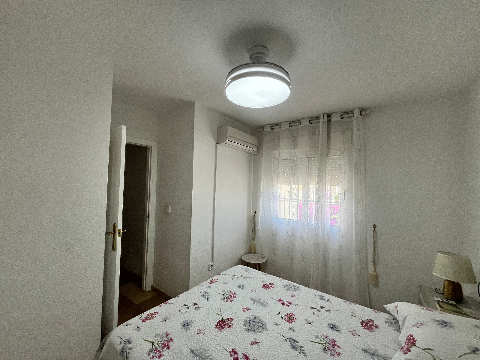 For Sale - 3 Bedroom 2 Bathroom Quad House in Playa Flamenca - Jumilla  - Alicante