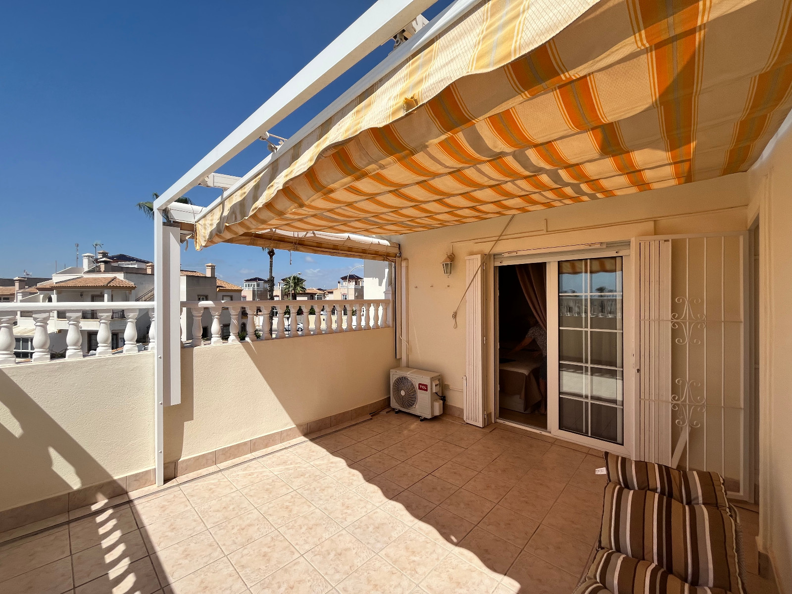 For Sale - 3 Bedroom 2 Bathroom Quad House in Playa Flamenca - Jumilla  - Alicante