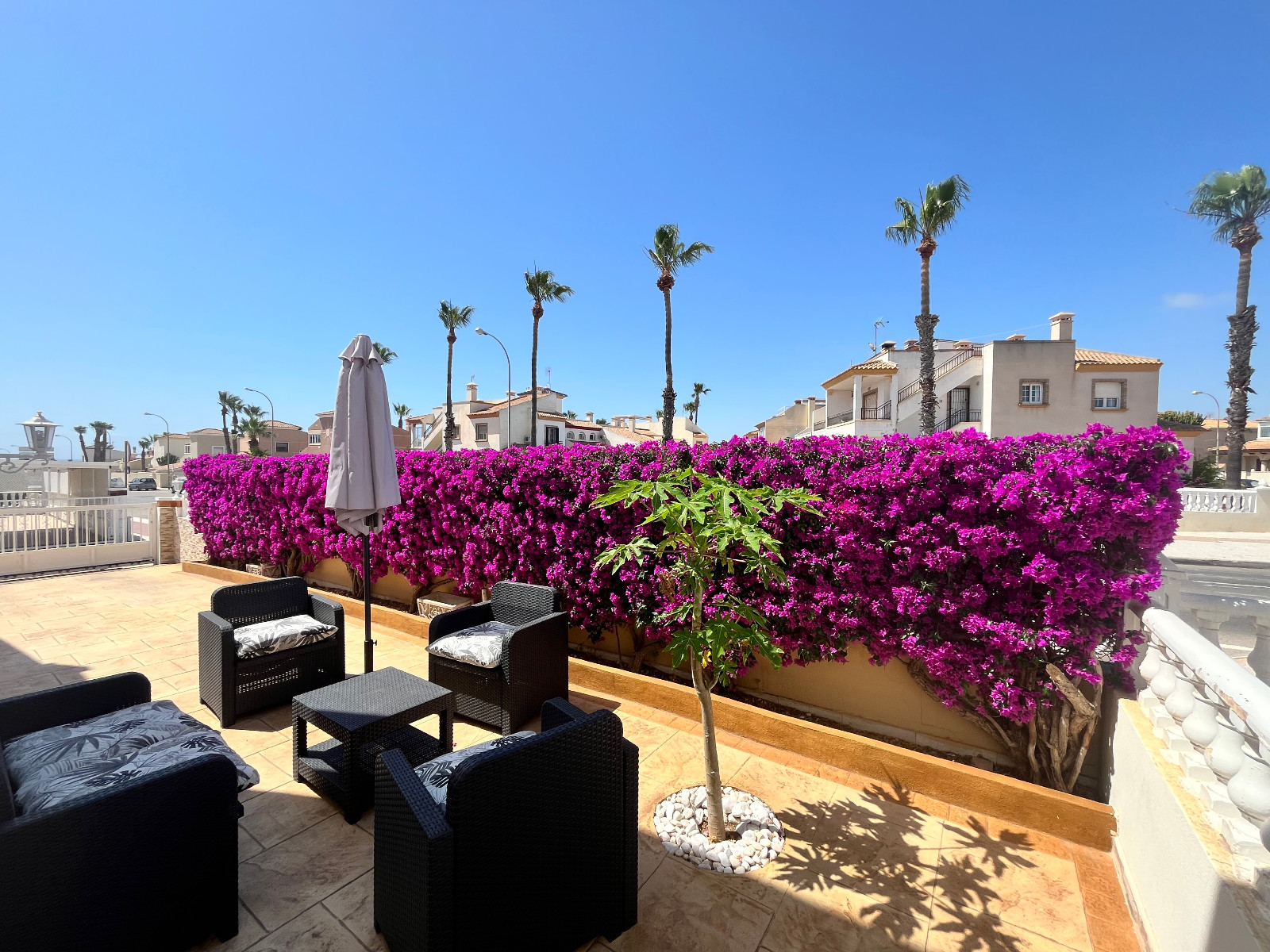 For Sale - 3 Bedroom 2 Bathroom Quad House in Playa Flamenca - Jumilla  - Alicante