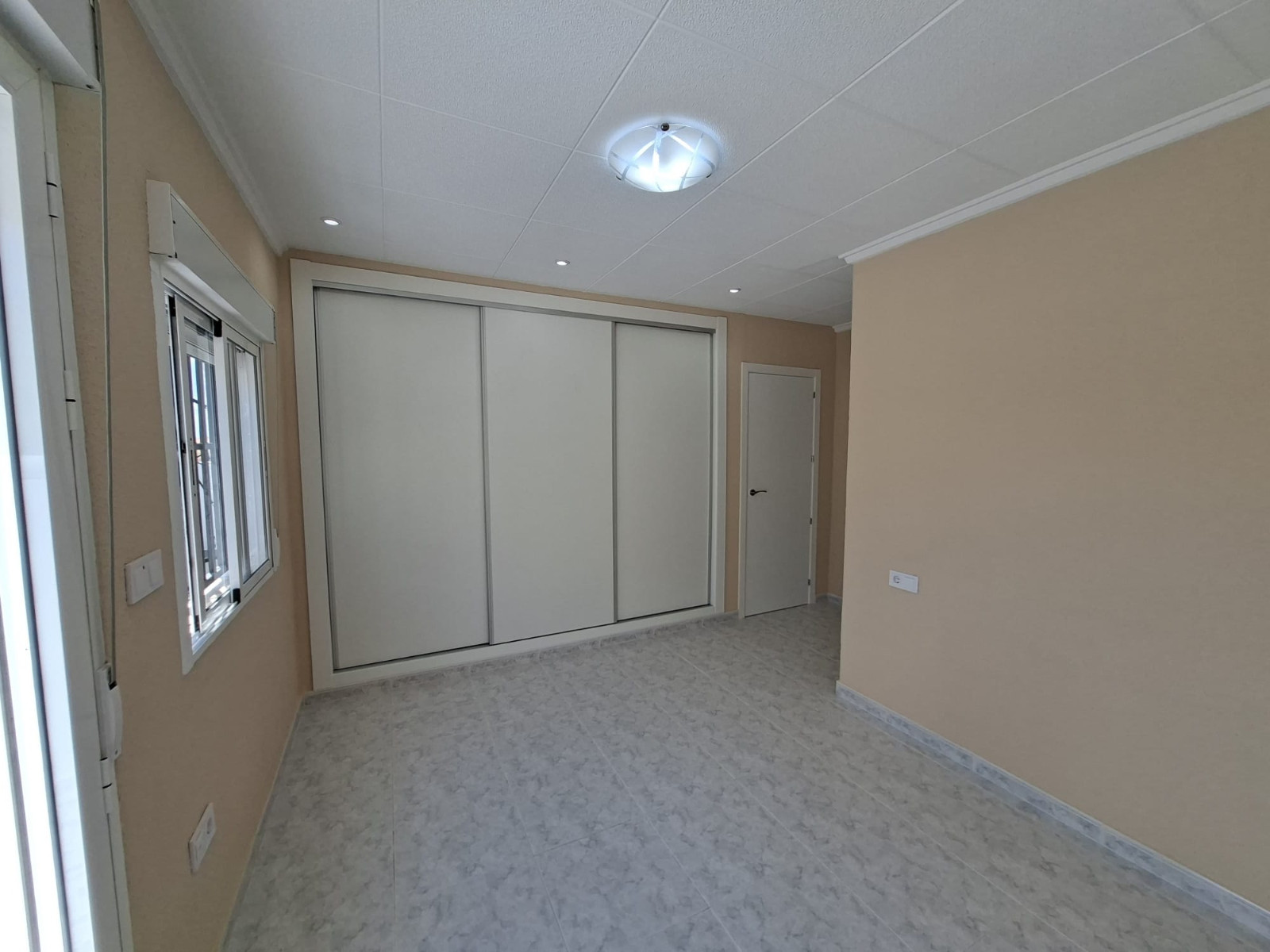 For Sale - 1 Bedroom 1 Bathroom Town House in La Marina - La Marina  - Alicante