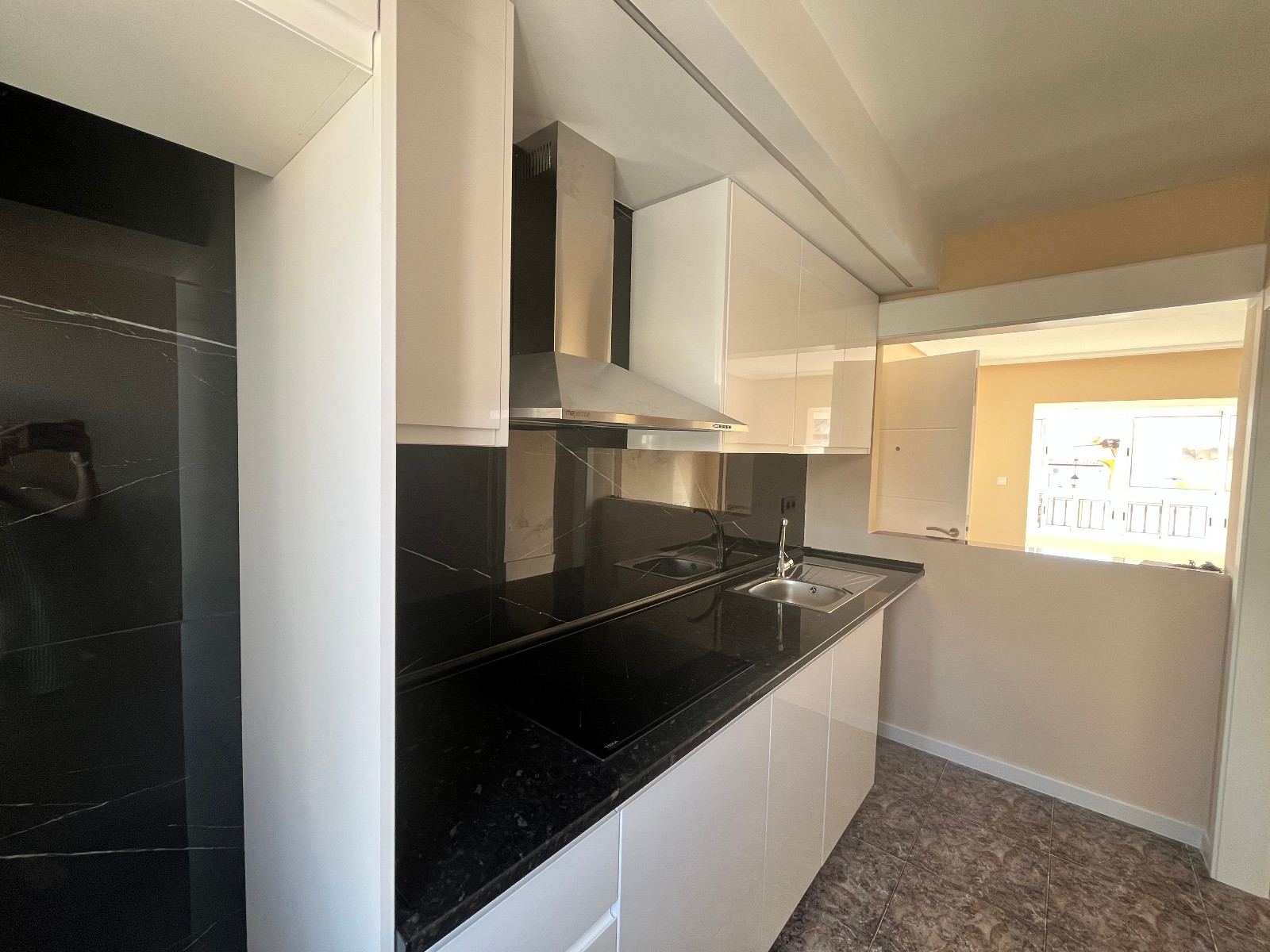 For Sale - 2 Bedroom 1 Bathroom Apartment in Playa Flamenca - Res. San Antonio  - Alicante