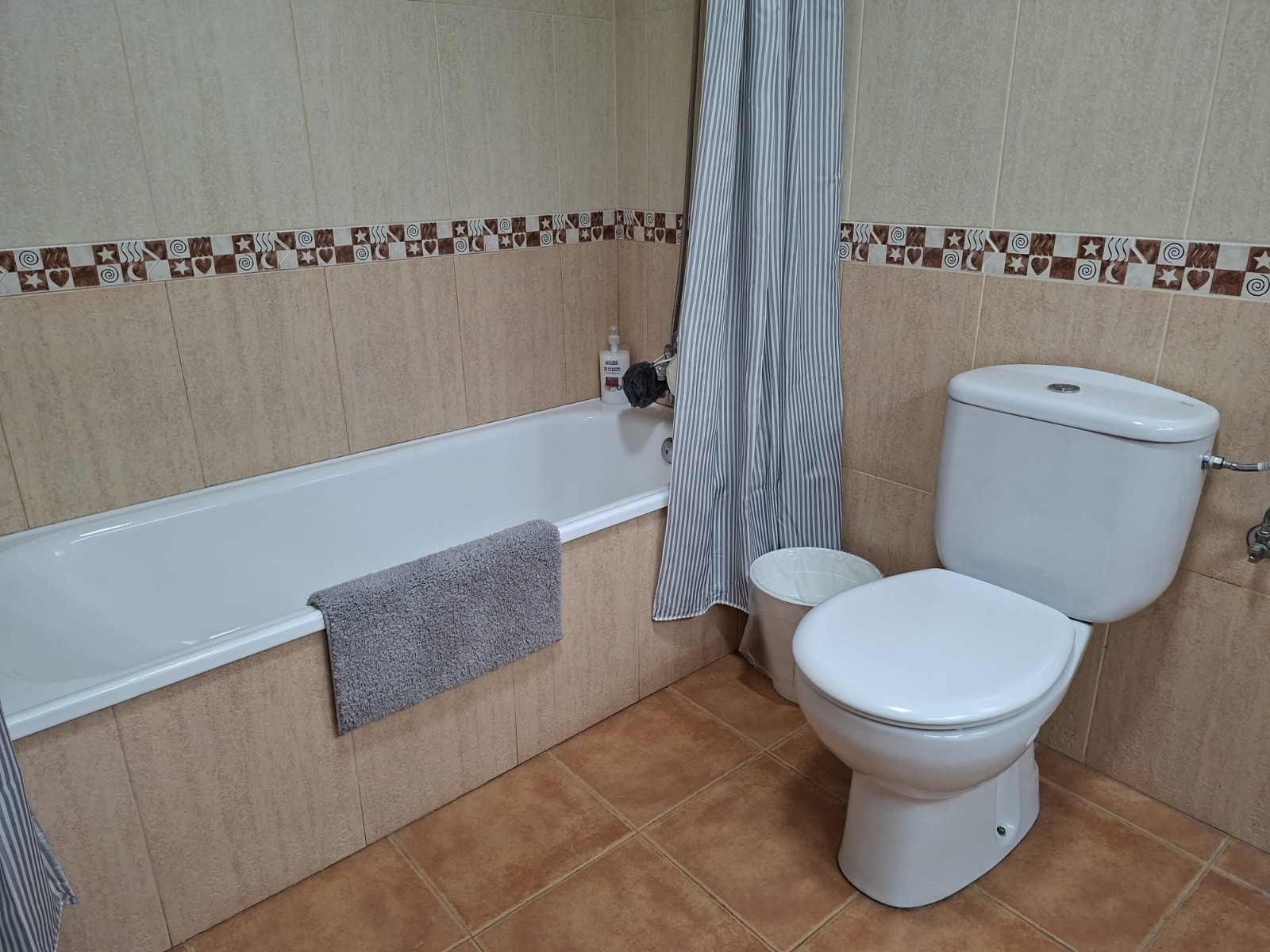 For Sale - 5 Bedroom 5 Bathroom Detached Villa in Catral - Catral  - Alicante