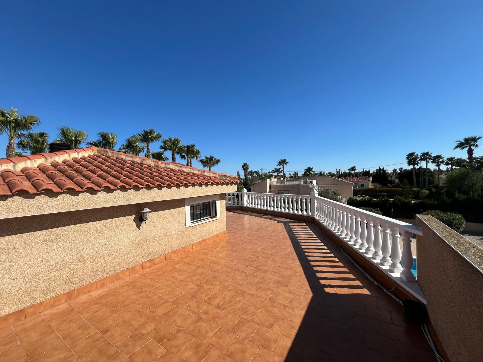 For Sale - 5 Bedroom 5 Bathroom Detached Villa in Catral - Catral  - Alicante