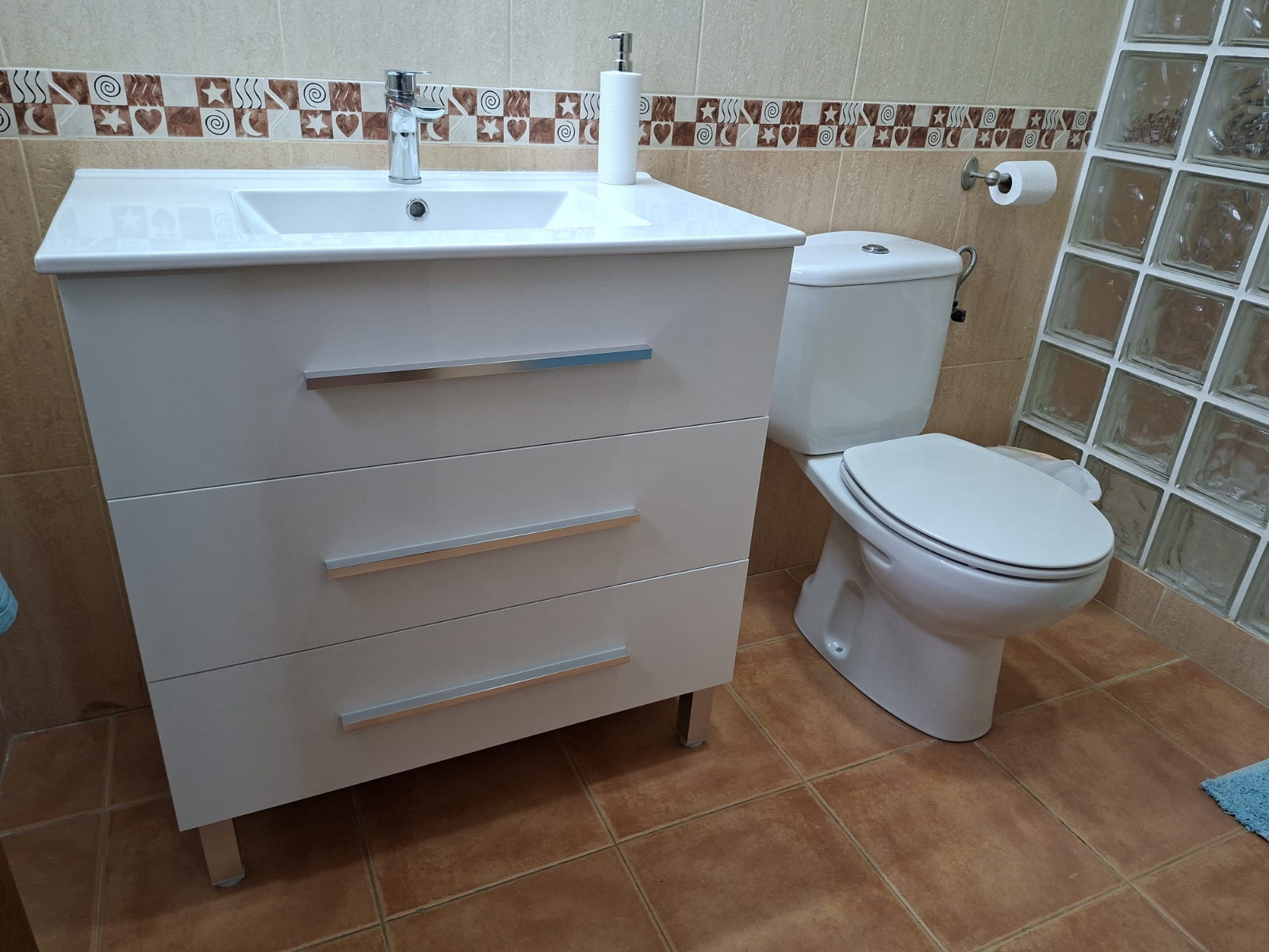 For Sale - 5 Bedroom 5 Bathroom Detached Villa in Catral - Catral  - Alicante