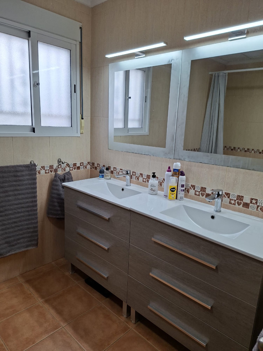 For Sale - 5 Bedroom 5 Bathroom Detached Villa in Catral - Catral  - Alicante