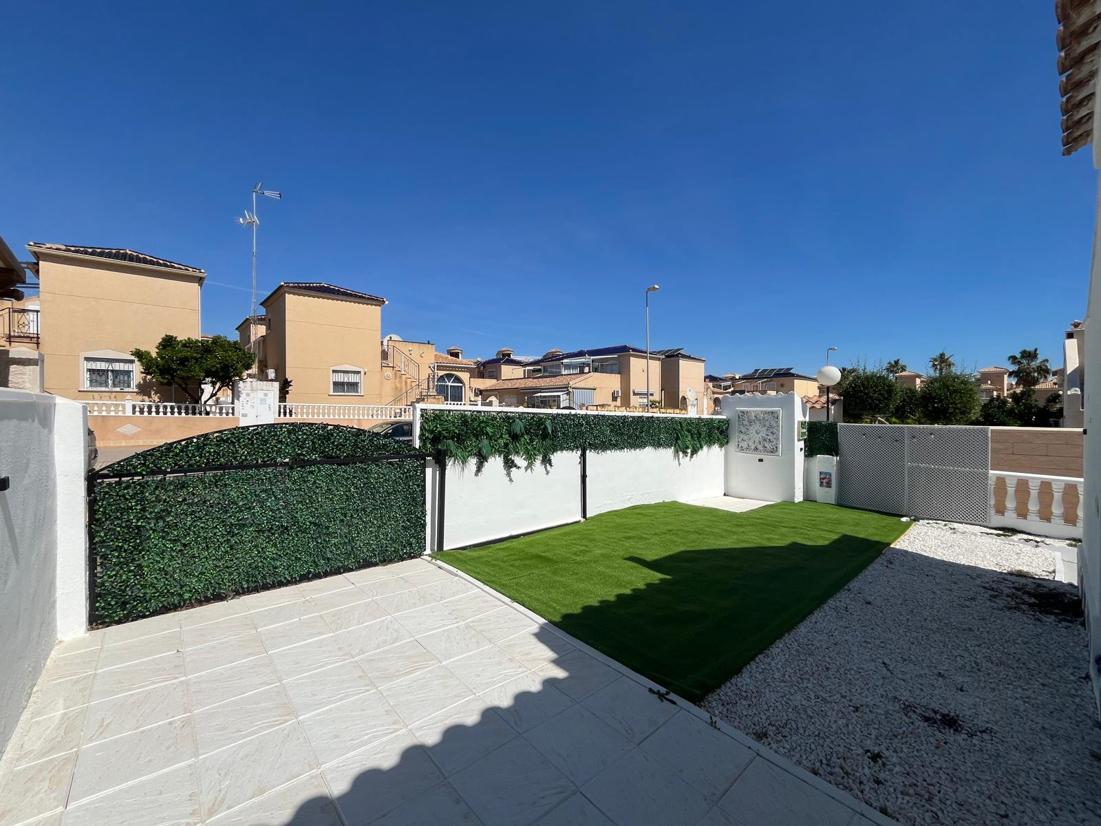 For Sale - 2 Bedroom 1 Bathroom Bungalow in Punta Prima - Serena  - Alicante