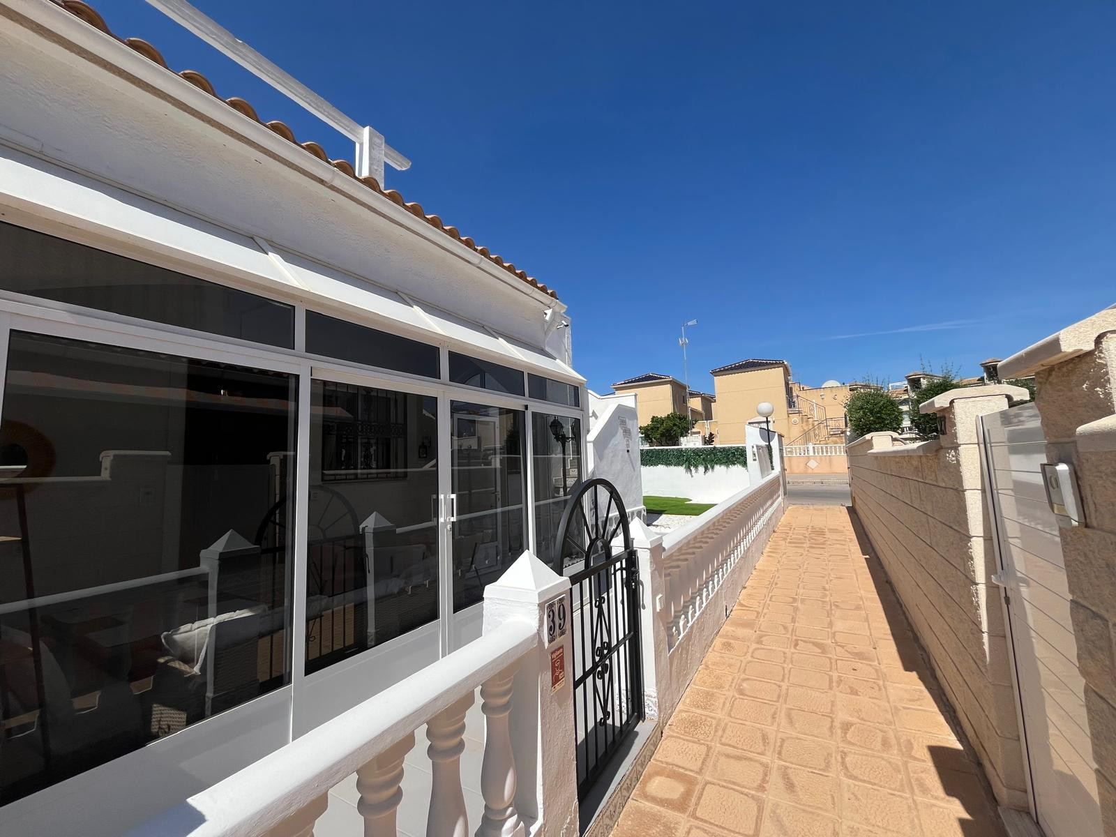 For Sale - 2 Bedroom 1 Bathroom Bungalow in Punta Prima - Serena  - Alicante