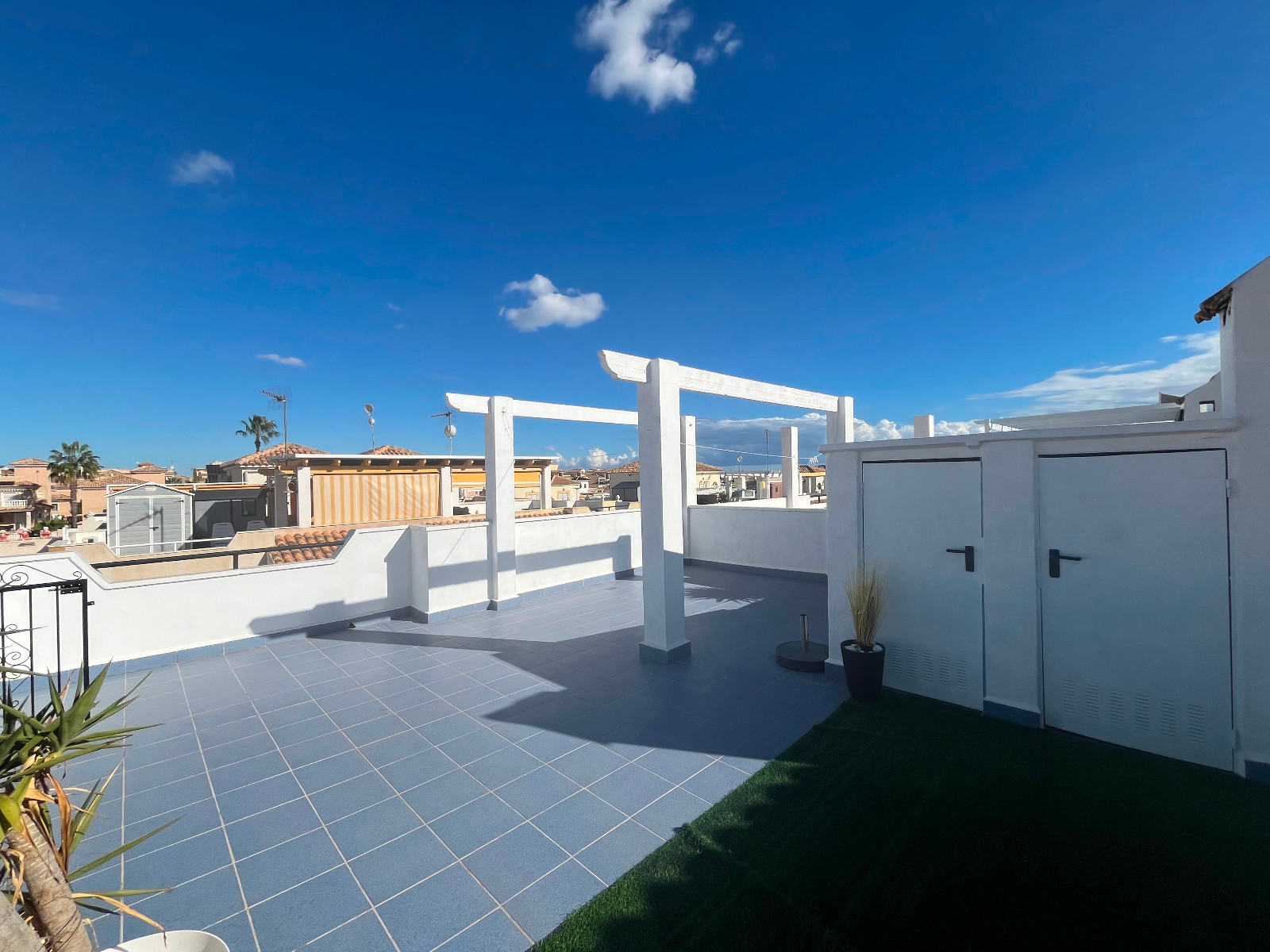 For Sale - 2 Bedroom 1 Bathroom Bungalow in Punta Prima - Serena  - Alicante