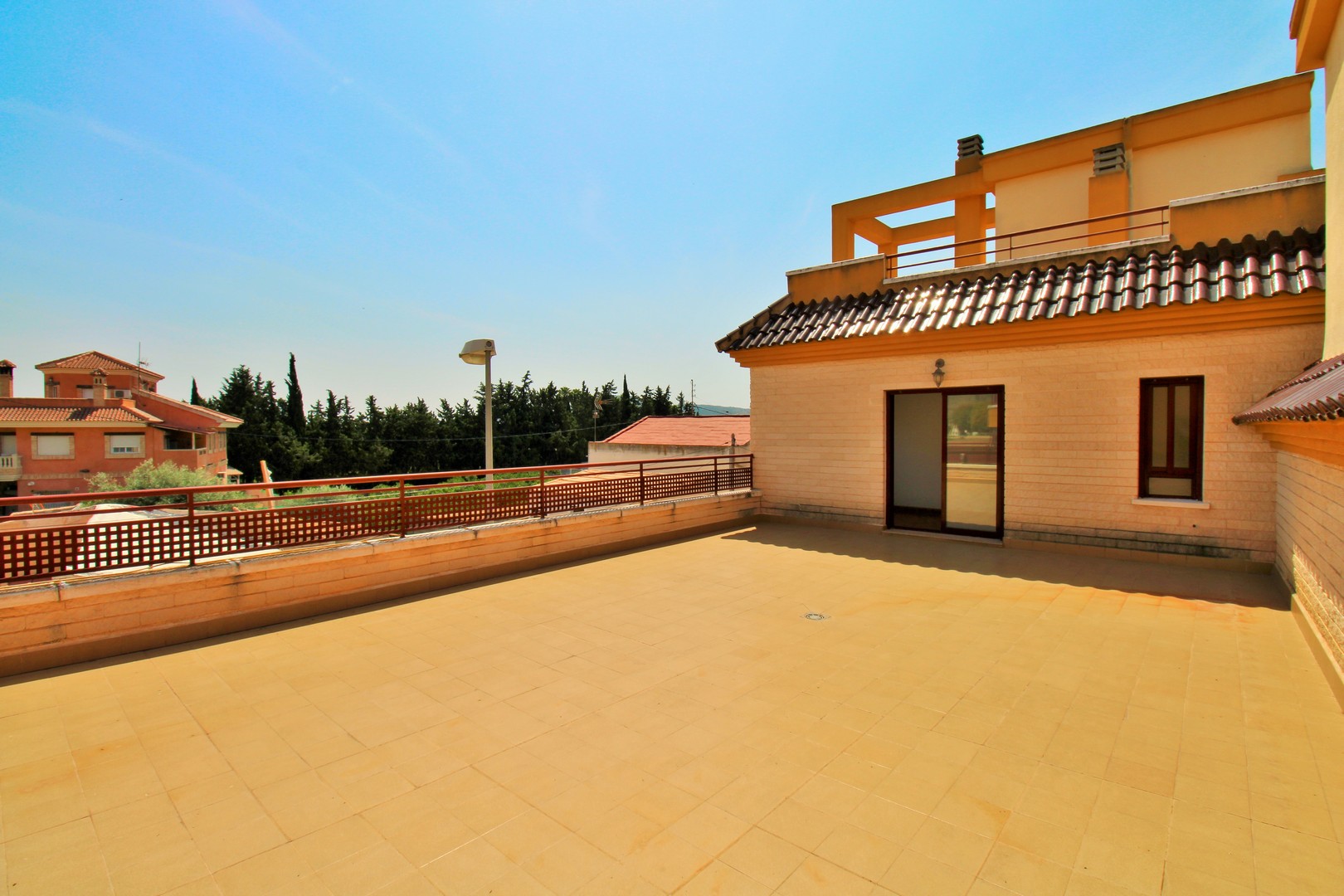 For Sale - 3 Bedroom 3 Bathroom Semi Detached House in Orihuela - Los Desamparados  - Alicante
