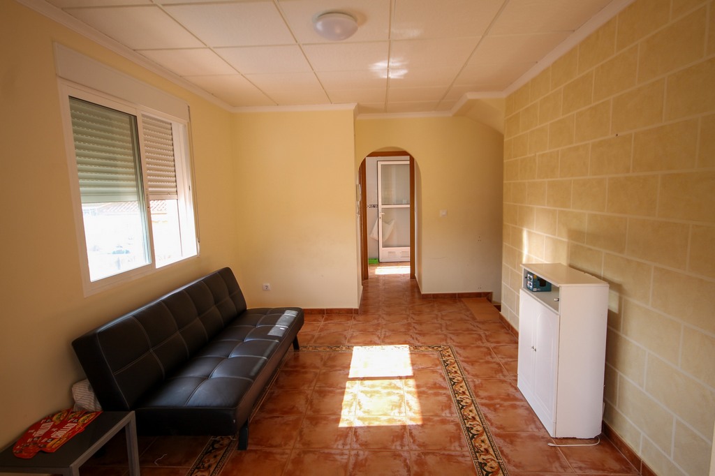 For Sale - Semi detached house with pool and basement -  - Alicante