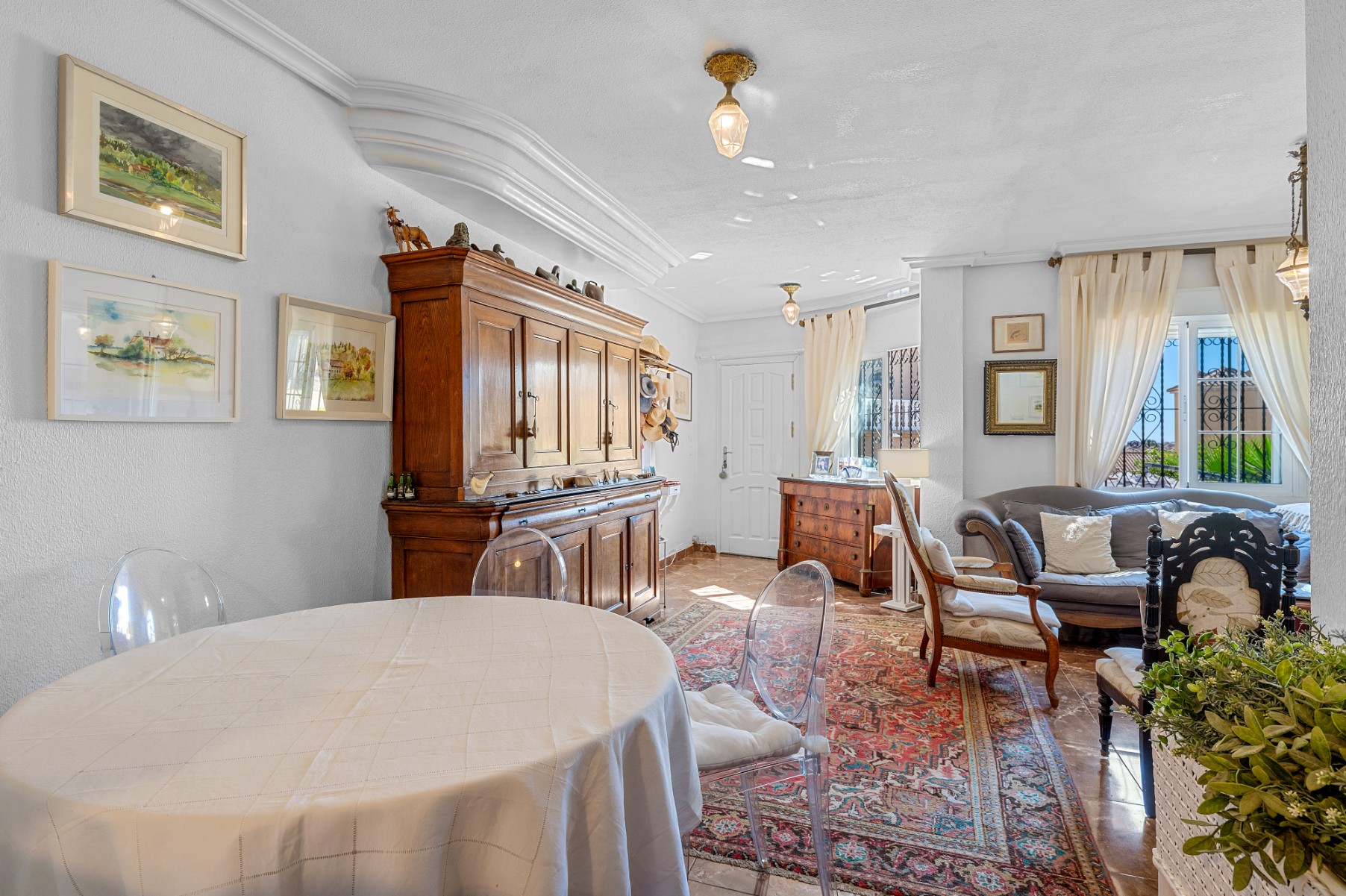 For Sale - 3 Bedroom 2 Bathroom Villa in Villamartin - Villamartin  - Alicante