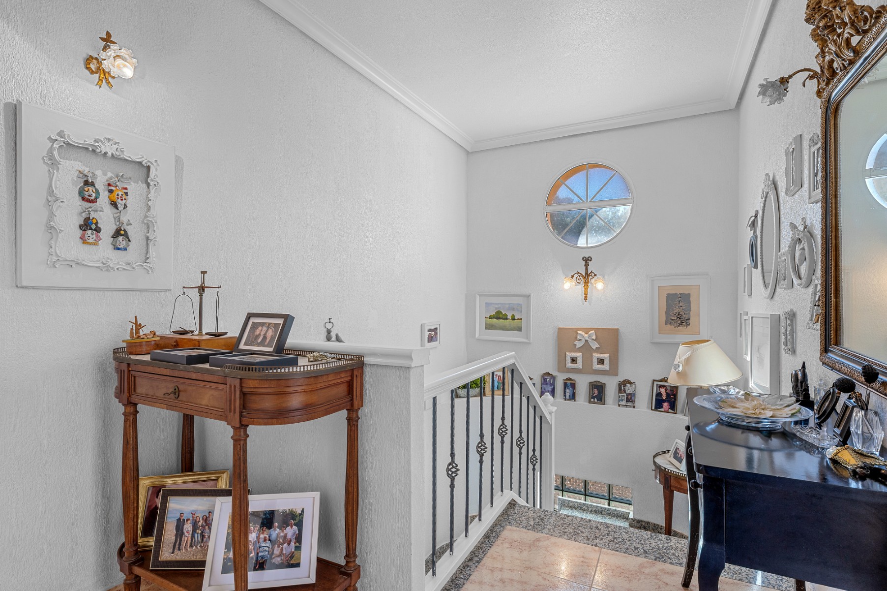 For Sale - 3 Bedroom 2 Bathroom Villa in Villamartin - Villamartin  - Alicante