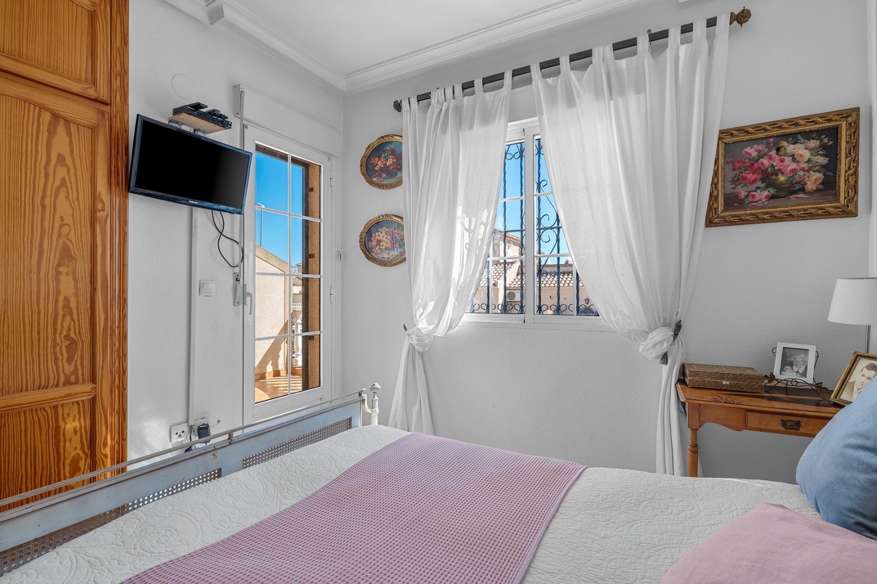 For Sale - 3 Bedroom 2 Bathroom Villa in Villamartin - Villamartin  - Alicante