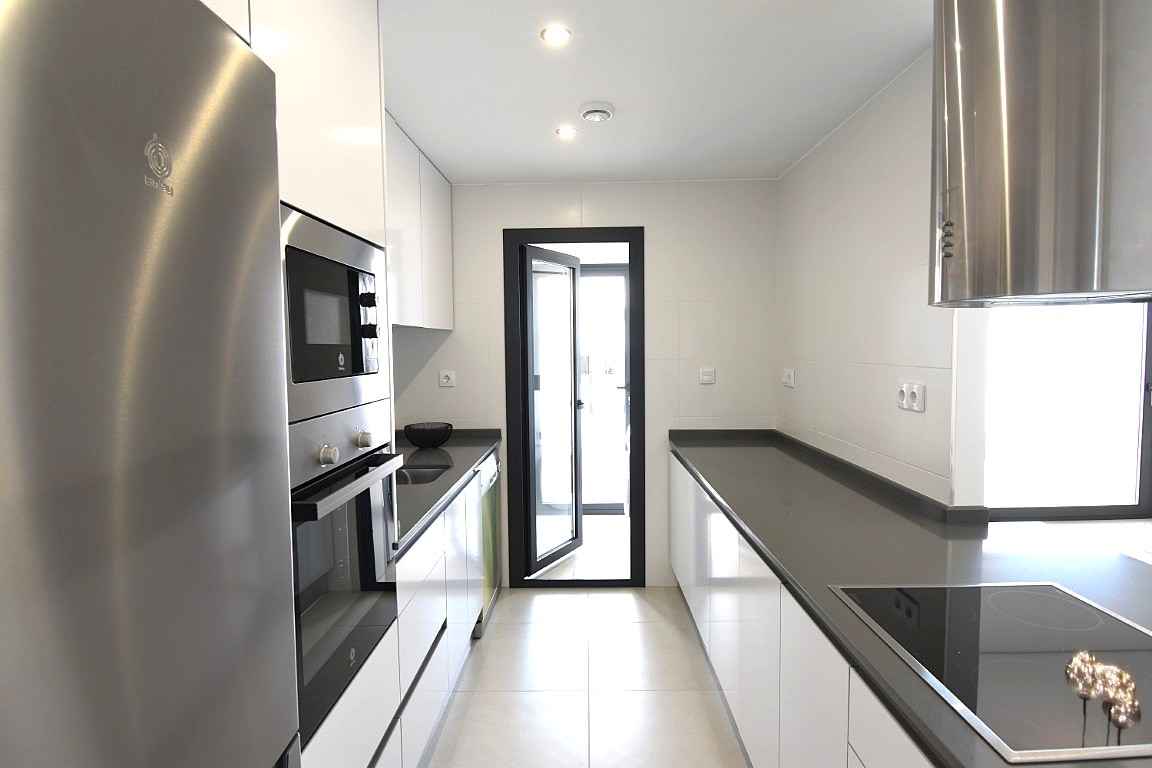 For Sale - 2 Bedroom 2 Bathroom Apartment - Top Floor Apartment in Orihuela Costa - Los Dolses  - Alicante