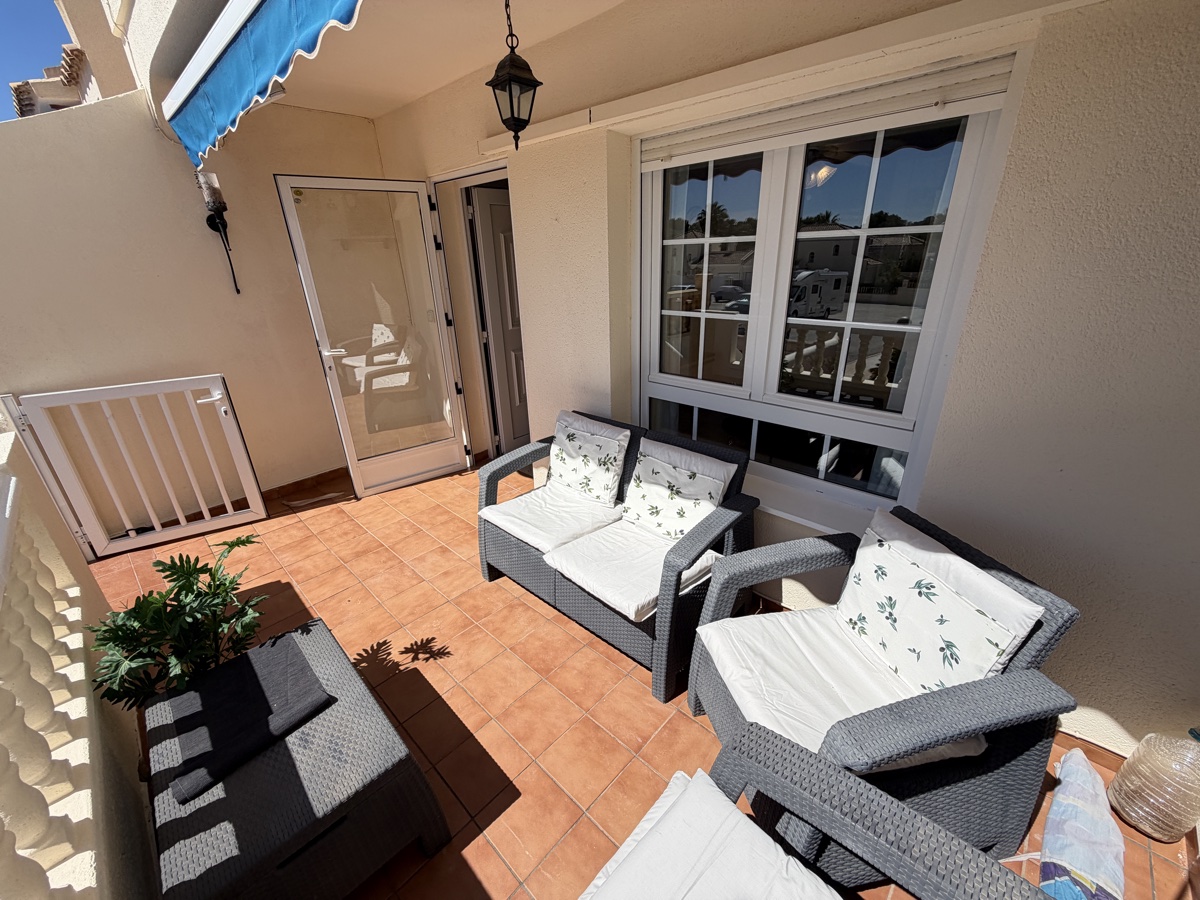 For Sale - 2 Bedroom 3 Bathroom Villa in Las Ramblas - Las Ramblas  - Alicante