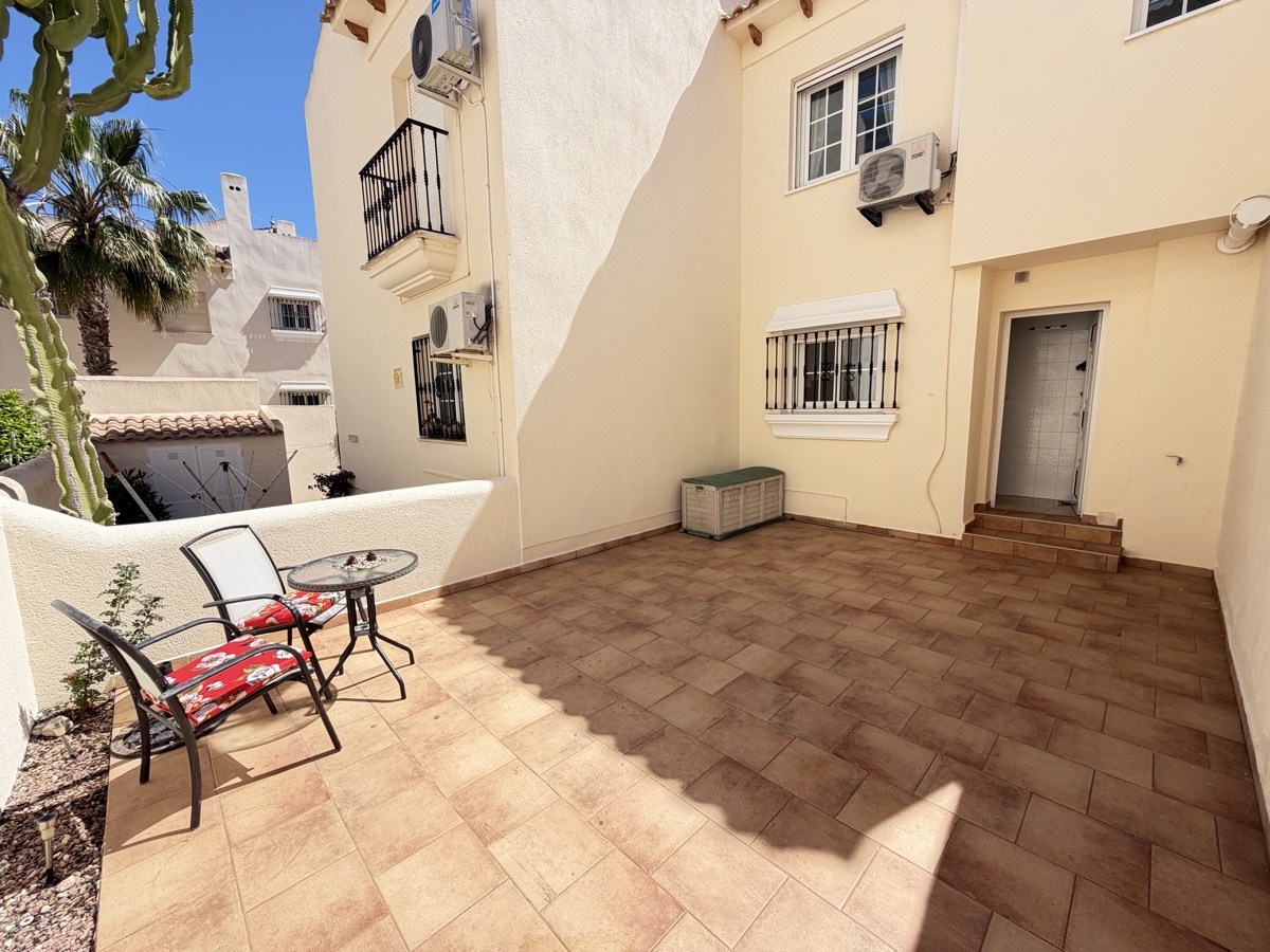 For Sale - 2 Bedroom 3 Bathroom Villa in Las Ramblas - Las Ramblas  - Alicante