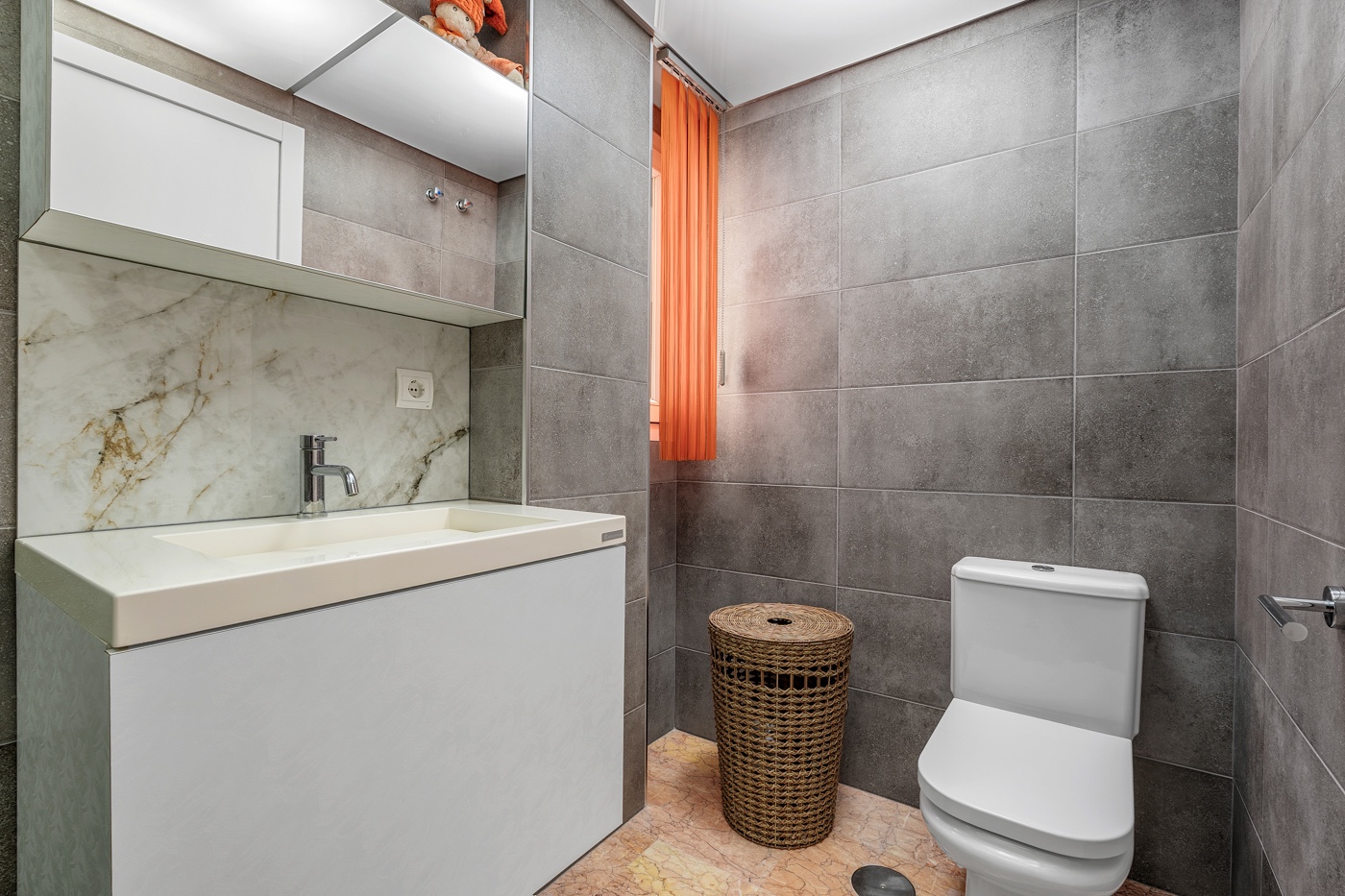 For Sale - 3 Bedroom 2 Bathroom Apartment - Top Floor Apartment in Altea - Mascarat  - Alicante