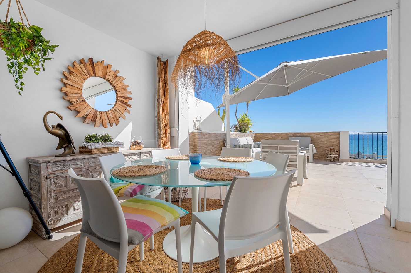 For Sale - 3 Bedroom 2 Bathroom Apartment - Top Floor Apartment in Altea - Mascarat  - Alicante