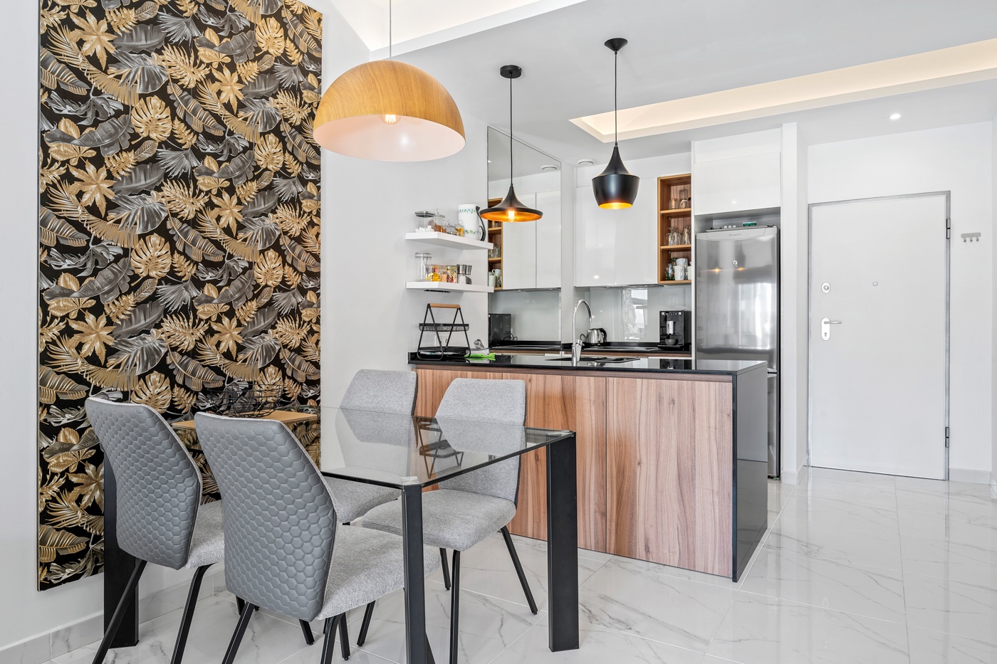 For Sale - 2 Bedroom 2 Bathroom Apartment - Top Floor Apartment in Guardamar del Segura - El Raso  - Alicante