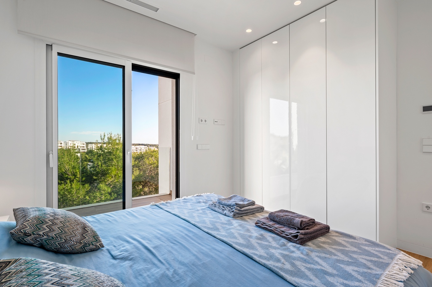 For Sale - 2 Bedroom 2 Bathroom Apartment - Top Floor Apartment in Las Colinas Golf Resort - Las Colinas  - Alicante