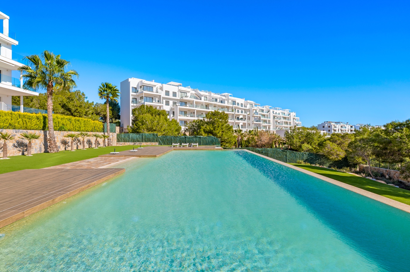 For Sale - 2 Bedroom 2 Bathroom Apartment - Top Floor Apartment in Las Colinas Golf Resort - Las Colinas  - Alicante