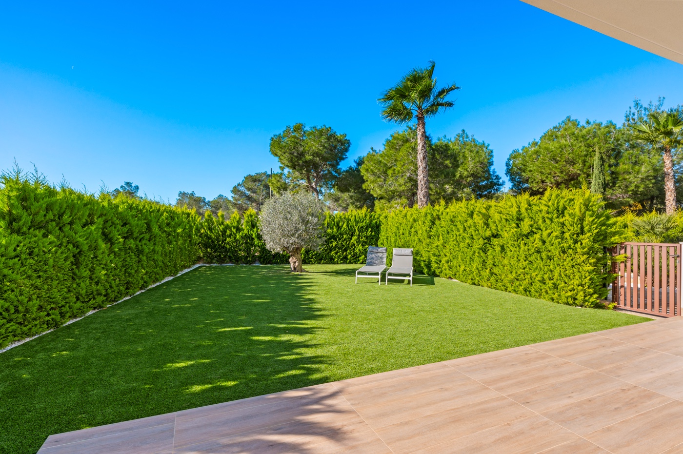 For Sale - 2 Bedroom 2 Bathroom Apartment - Top Floor Apartment in Las Colinas Golf Resort - Las Colinas  - Alicante