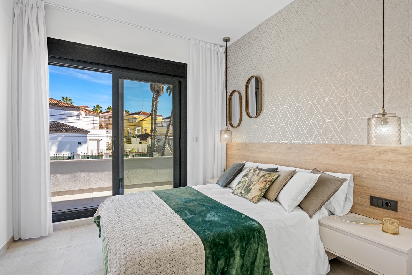 For Sale - 3 Bedroom 3 Bathroom Villa in Orihuela Costa - Blue Lagoon  - Alicante