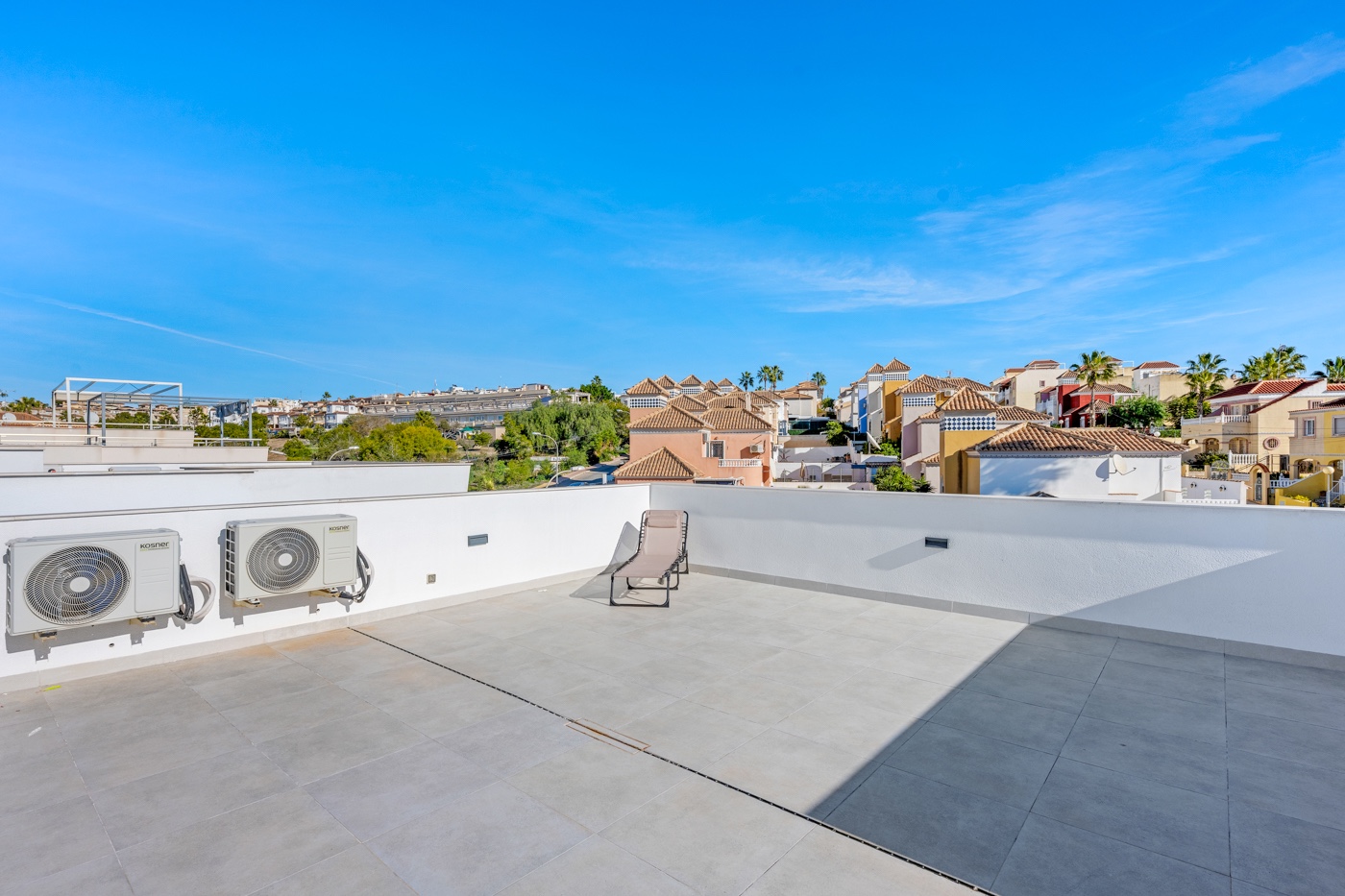 For Sale - 3 Bedroom 3 Bathroom Villa in Orihuela Costa - Blue Lagoon  - Alicante