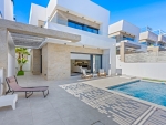 8-77282/1760, 3 Bedroom 3 Bathroom Villa in Orihuela Costa