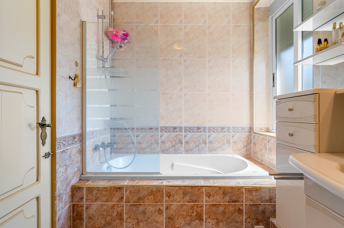 For Sale - 6 Bedroom 3 Bathroom Apartment - Top Floor Apartment in Benidorm - Levante  - Alicante