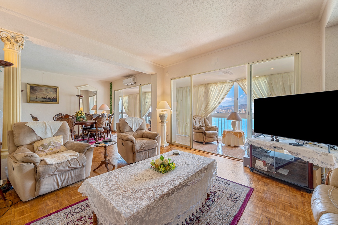 For Sale - 6 Bedroom 3 Bathroom Apartment - Top Floor Apartment in Benidorm - Levante  - Alicante