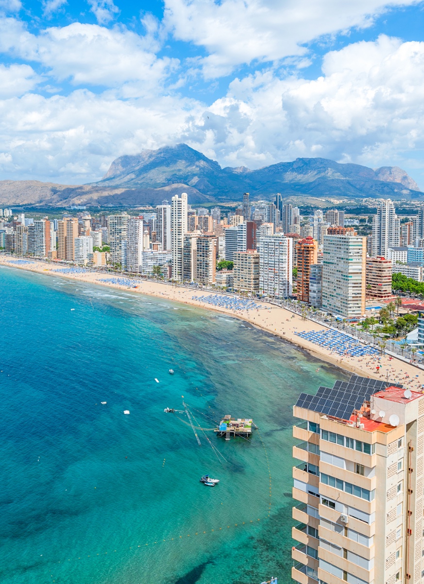 For Sale - 6 Bedroom 3 Bathroom Apartment - Top Floor Apartment in Benidorm - Levante  - Alicante
