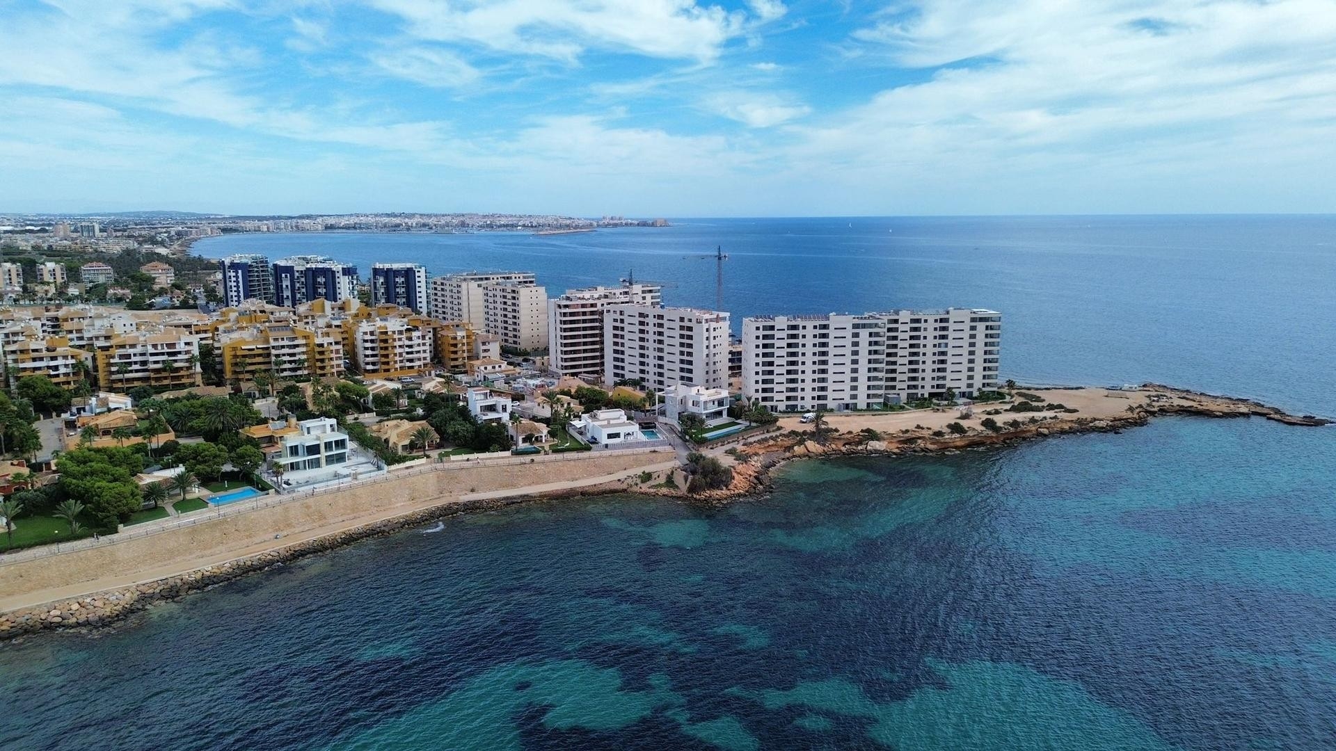 2 Bedroom 2 Bathroom Apartment - Top Floor Apartment in Torrevieja