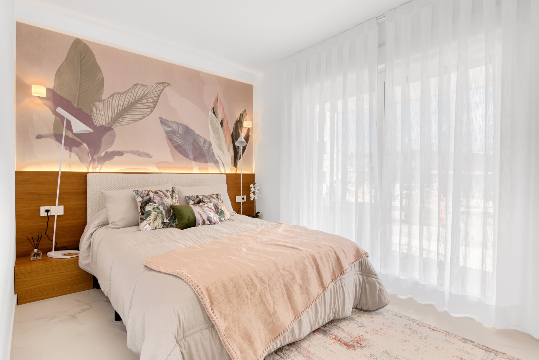 For Sale - 2 Bedroom 2 Bathroom Apartment - Top Floor Apartment in Torrevieja - Punta Prima  - Alicante