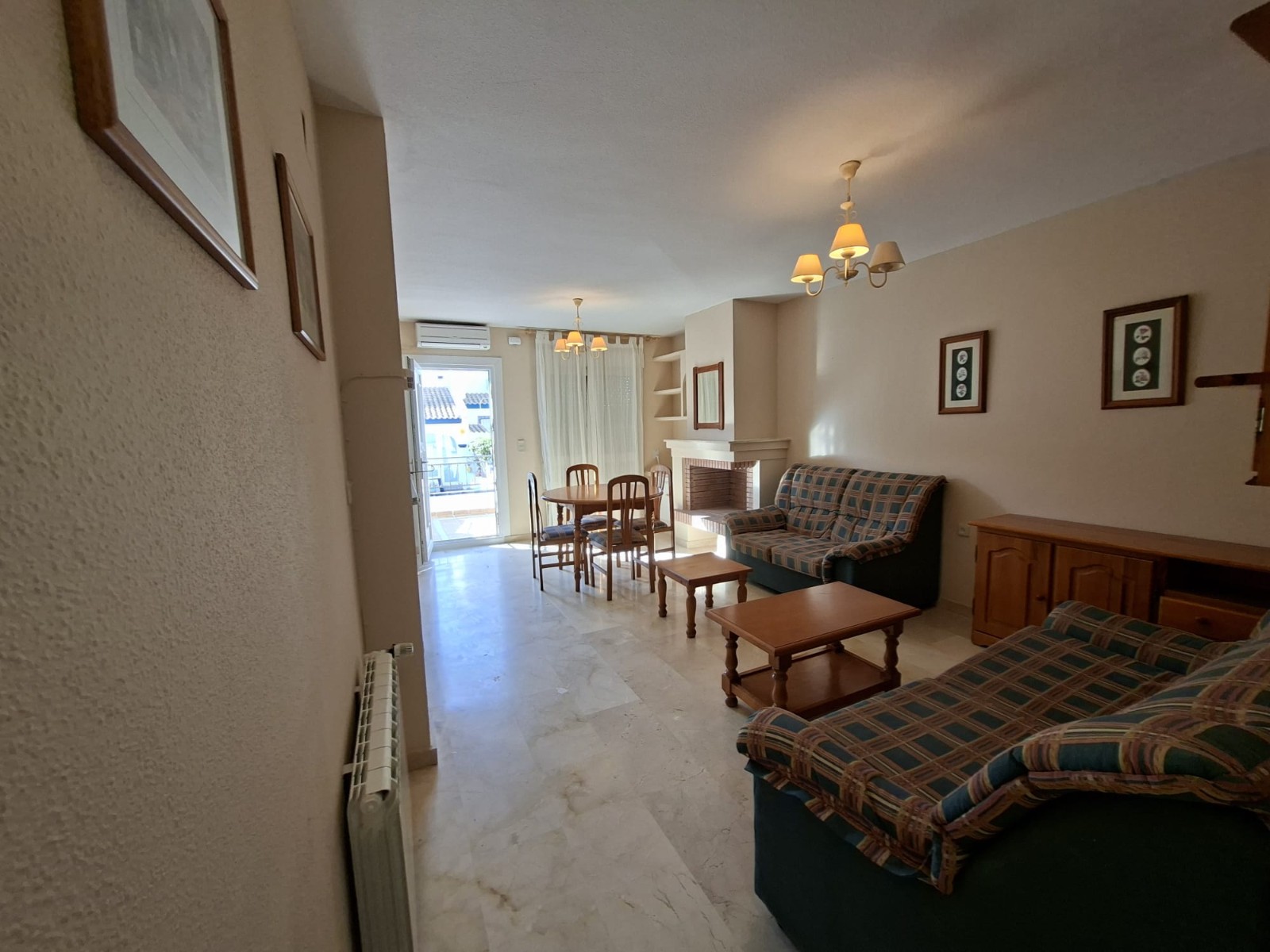 For Sale - 2 Bedroom 1 Bathroom Villa in Villamartin - Villamartin  - Alicante