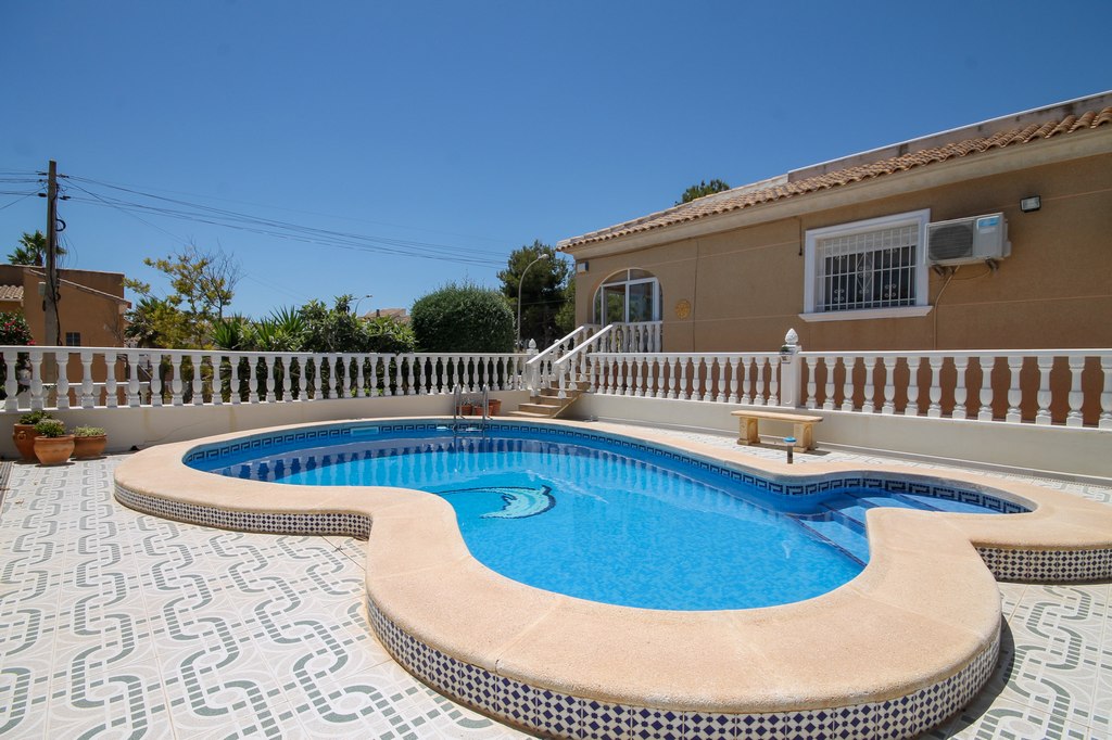 CV0860: Detached Villa for sale in San Miguel de Salinas