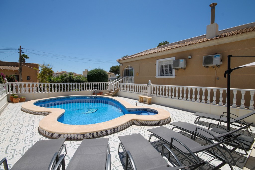CV0860: Detached Villa for sale in San Miguel de Salinas