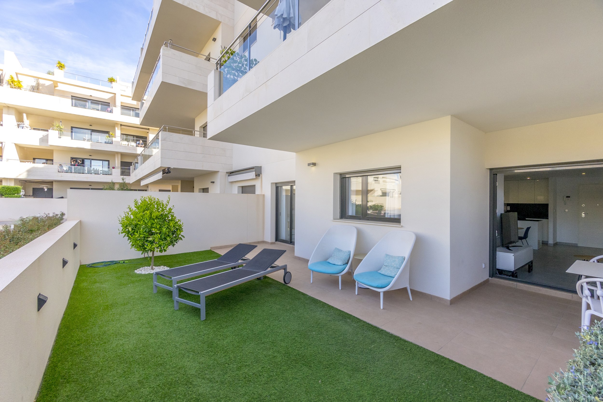 For Sale - 2 Bedroom 2 Bathroom Apartment in Orihuela - Orihuela Costa  - Alicante
