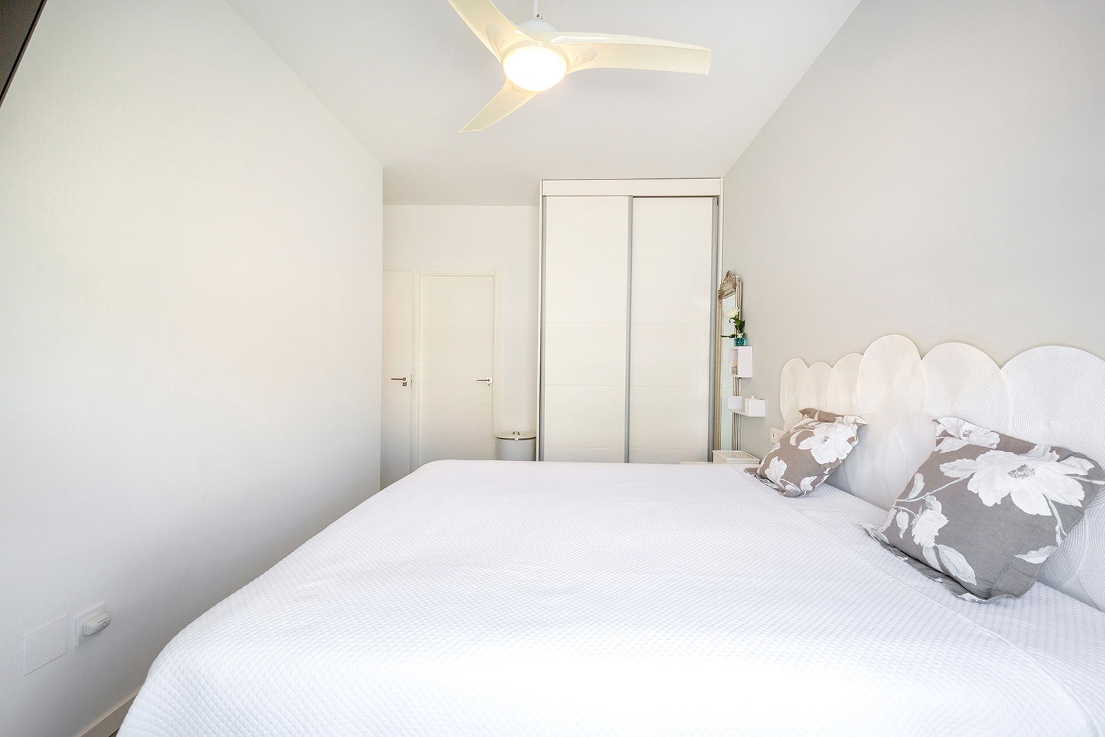 For Sale - 4 Bedroom 3 Bathroom Apartment in Pilar de la Horadada - Torre de la Horadada  - Alicante